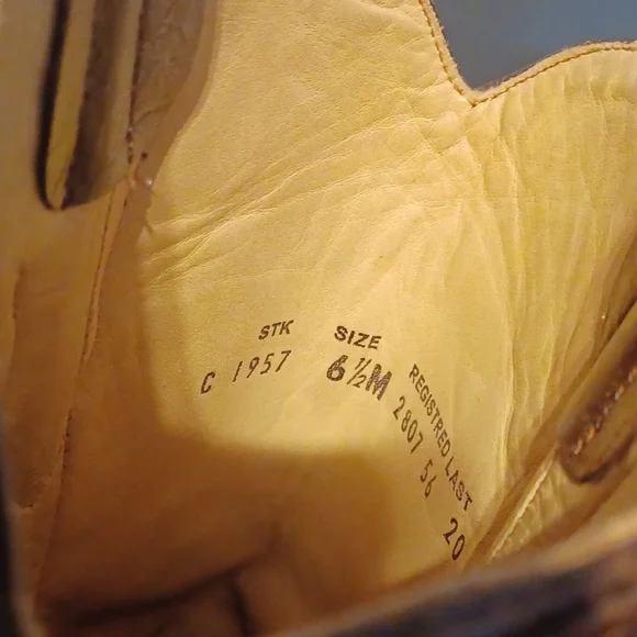 Corral Vintage Boots - Picture 8 of 10